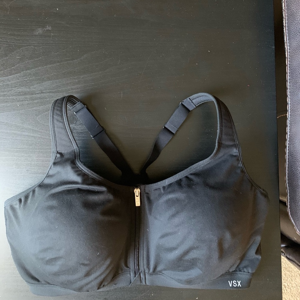 Victoria’s Secret VSX Sports Bra 40DD